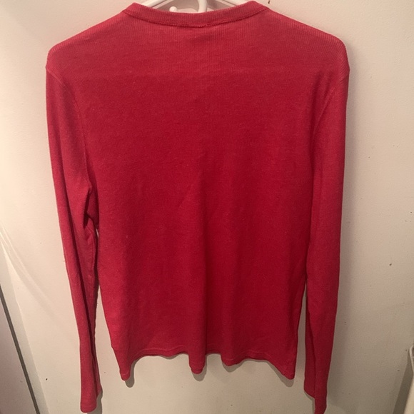 Gorgeous Light Red Hollister quarter button long sleeve Waffle cut shirt SZ XL - Picture 6 of 8